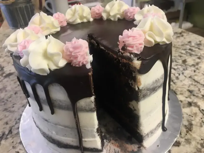 Decorated cake